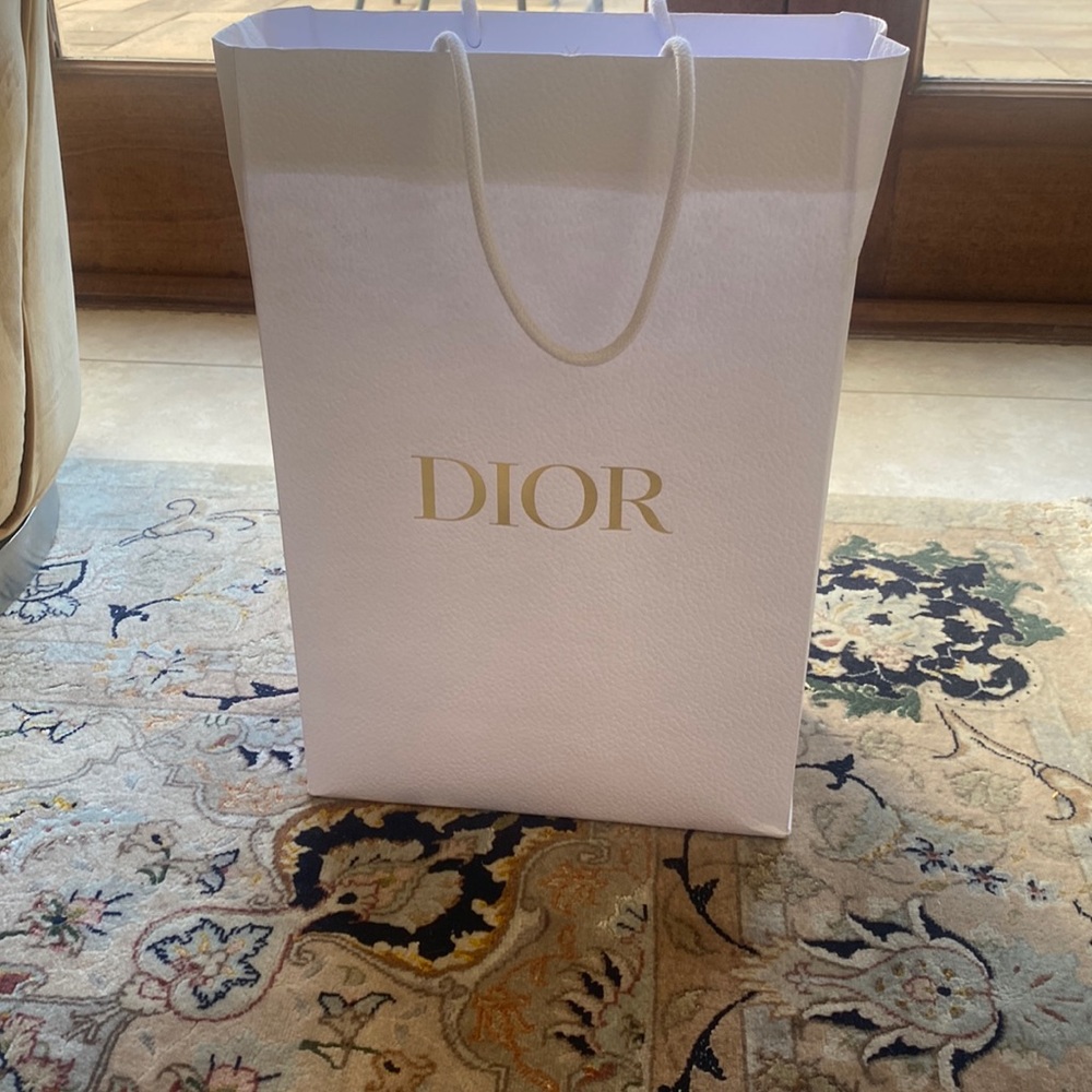 Dior paper bag